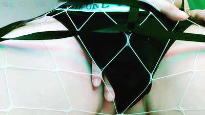 مو سرخ توضیح می دهد که چگونه می تواند دیک خود را تکان دهد و بیدمشک خود را نشان دهد - کلمات کثیف